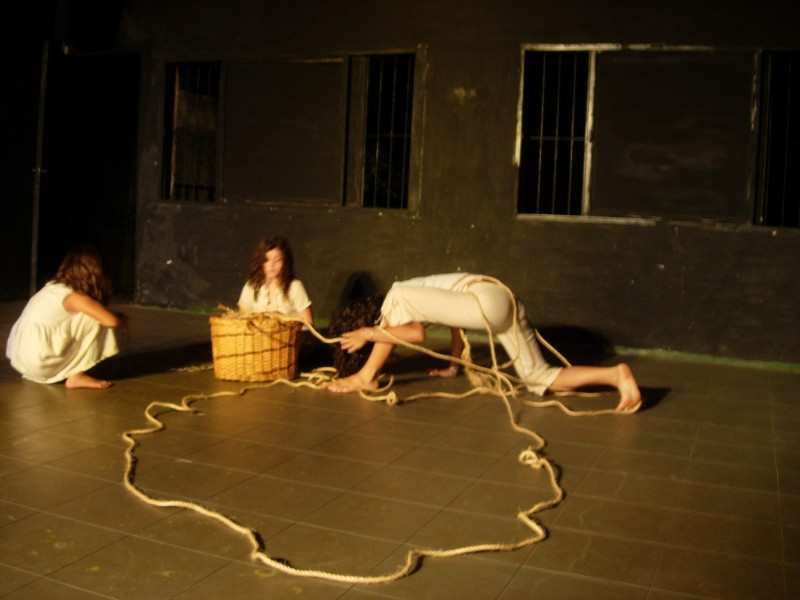 mujer-mbya-tejedora-de-la-vida-2